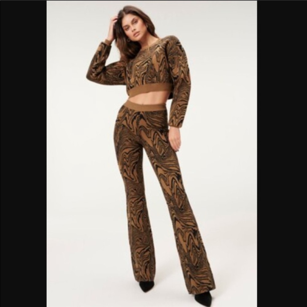 Chai Swirl Pants Intarsia Flare Pant